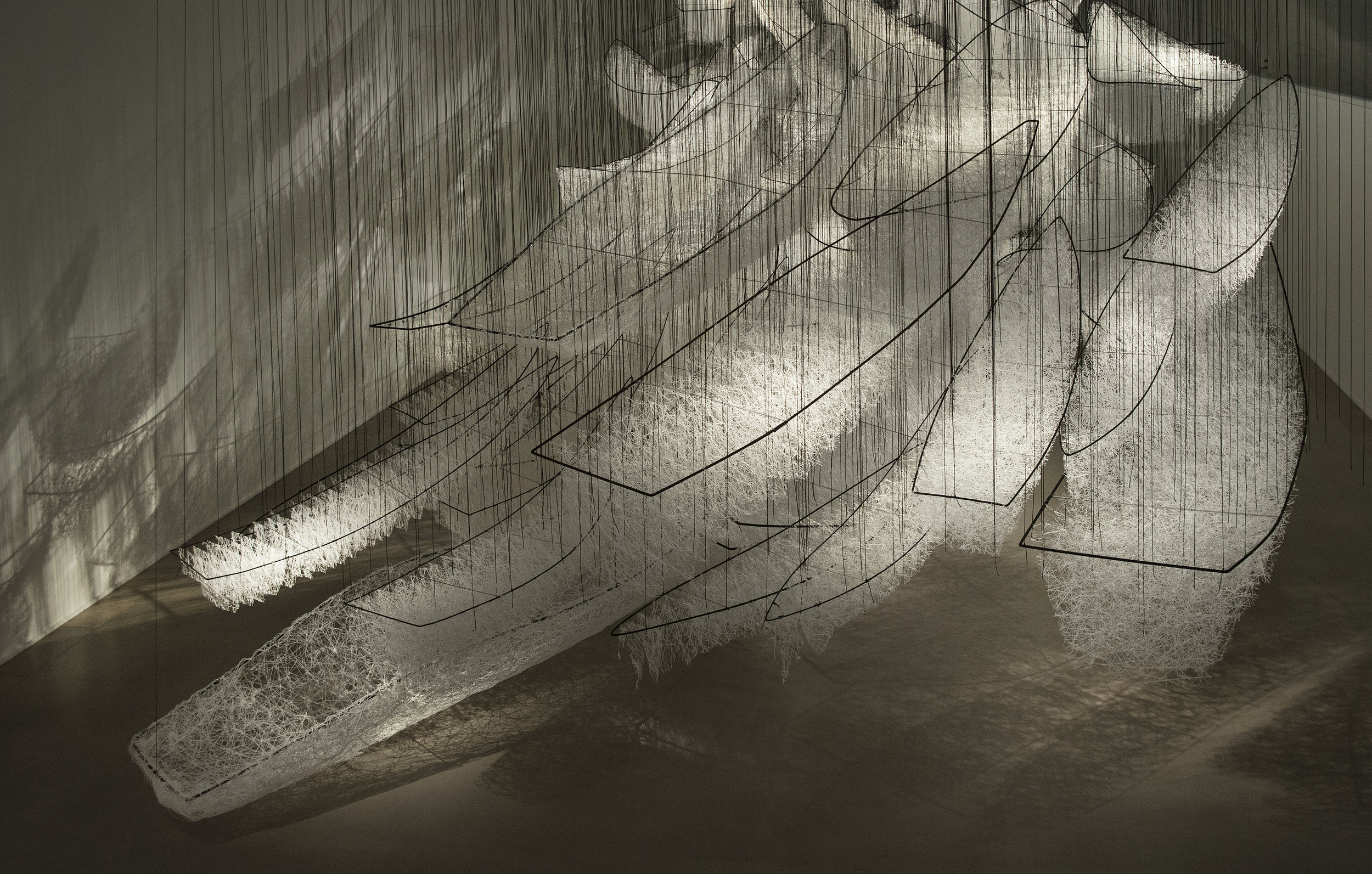 CHIHARU SHIOTA–塩田千春 CHIHARU SHIOTA–塩田千春